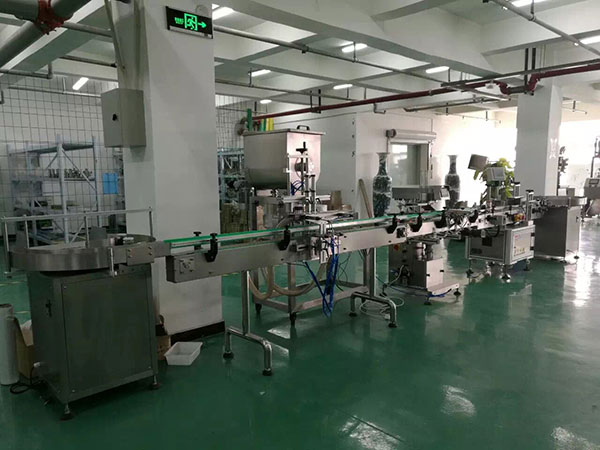 為什么許多企業(yè)都看重星格火鍋底料包裝機呢？(圖2)