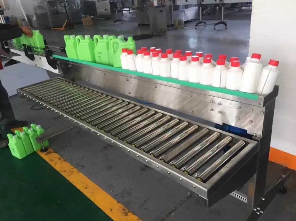 慶賀,星格全自動(dòng)灌裝生產(chǎn)線整裝待發(fā)(圖3)