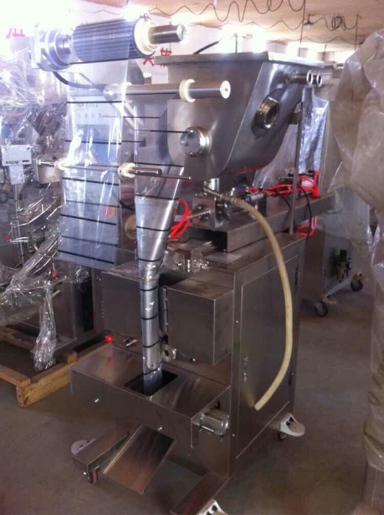 熱銷產(chǎn)品推薦:小型火鍋底料包裝機(jī)(圖2)