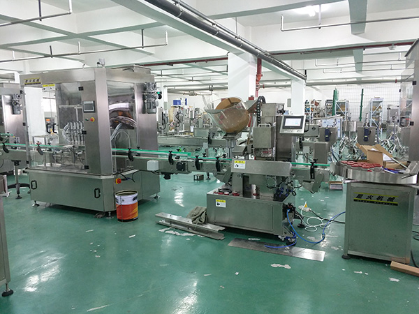 星格年中大促,6頭伺服醬料灌裝機成為公司主打產(chǎn)(圖1)