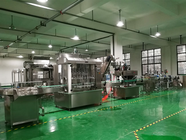 全自動(dòng)醬料包裝機(jī)