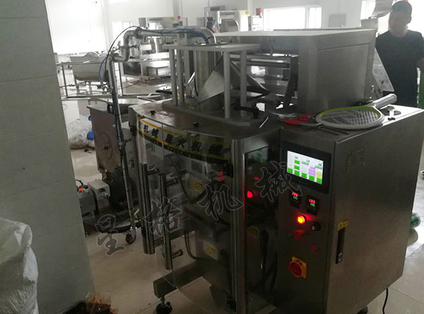 預制菜醬料包裝機設備在餐飲行業(yè)的作用(圖1) 預制菜醬料包裝機設備在餐飲行業(yè)的作用(圖1)