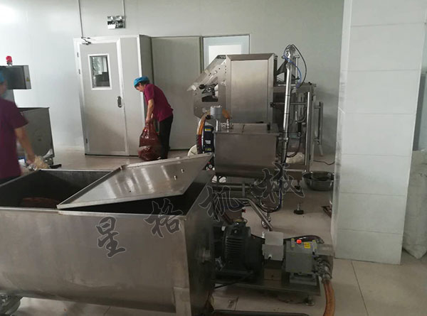 預制菜醬料包裝機設備在餐飲行業(yè)的作用(圖2) 預制菜醬料包裝機設備在餐飲行業(yè)的作用(圖2)