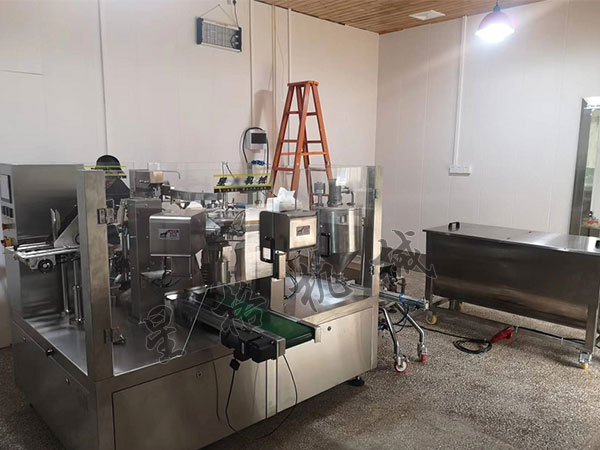 螺螄粉醬料包裝機(jī)加工生產(chǎn)設(shè)備正確使用方法(圖1) 螺螄粉醬料包裝機(jī)加工生產(chǎn)設(shè)備正確使用方法(圖1)