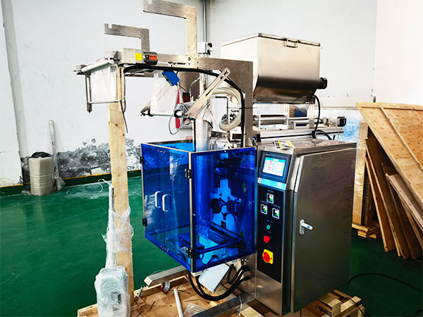 新品發(fā)布:立式醬料包裝機(jī)(圖1) 新品發(fā)布:立式醬料包裝機(jī)(圖1)