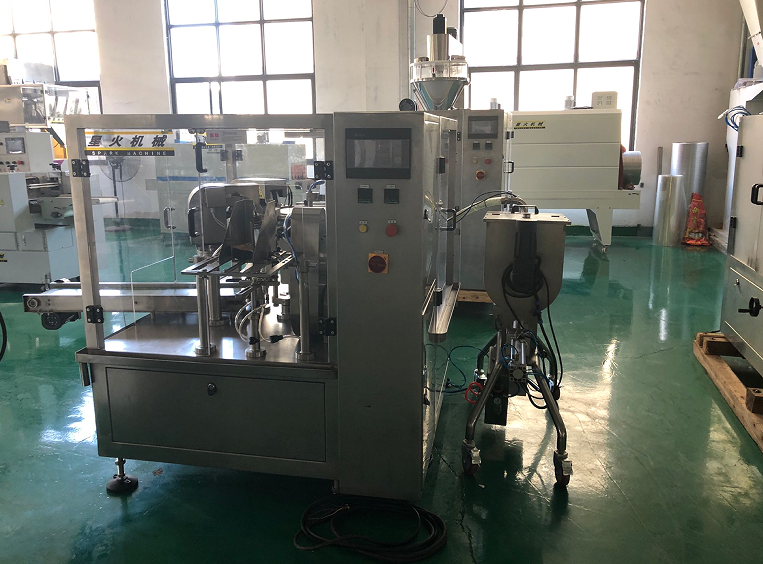 糖醋醬汁自動(dòng)包裝機(jī)的使用為醬料產(chǎn)品帶來(lái)發(fā)展和未來(lái)(圖2) 糖醋醬汁自動(dòng)包裝機(jī)的使用為醬料產(chǎn)品帶來(lái)發(fā)展和未來(lái)(圖2)