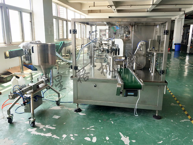 全自動調(diào)味品包裝生產(chǎn)線+醬料包裝生產(chǎn)線(圖2)